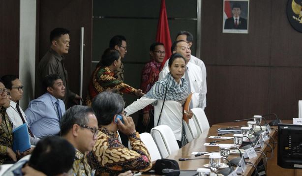 Bahas Perang Dagang, Jokowi Kumpulkan Menteri di Bogor Senin Besok