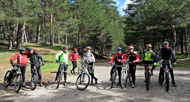 AlfonsoyAmigos - Rutas MTB - Garganta Río Moros