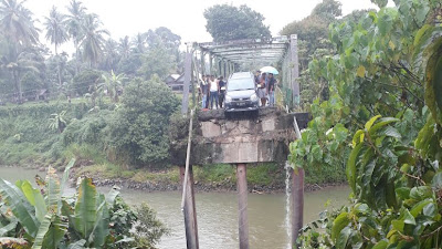 Jembatan Sikabu Lubuk Alung Roboh !