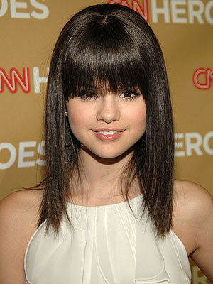 Selena Gomez HAIR POLL: Wavy, Straight, Curly Or HIGHLIGHTED?