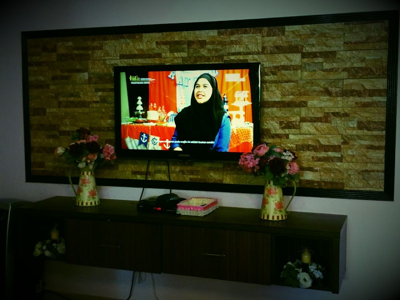Hiasan Bunga Di Kabinet Tv Inspirasi Rak Terbaru!