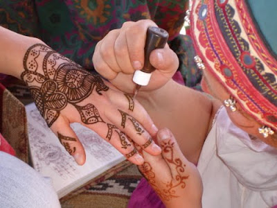 Traditions - Mehndi (Henna)