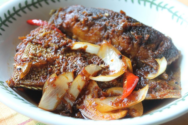 Masak Kicap Pedas Ikan Sebelah - Azie Kitchen