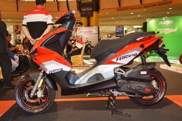 CMC Italjet 125 Motor Matic dari Italia