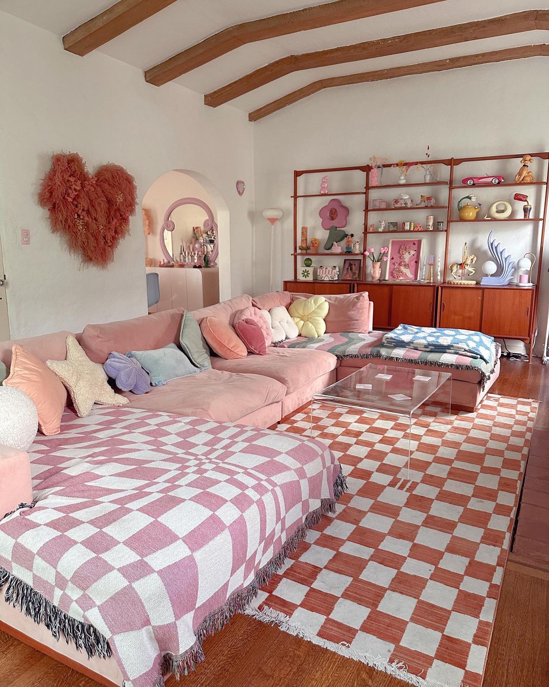How to Transform Your Pink House into a Stylish Interior Haven