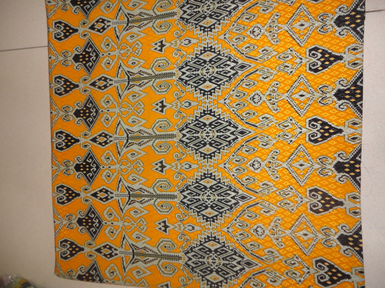 Batik Motif Dayak Khas Kalimantan, : koleksi Tenun Printing