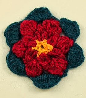 http://lasmanualidades.imujer.com/6760/flor-de-crochet-para-apliques