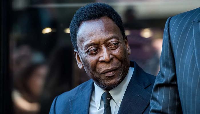 pele-dies-at-82-