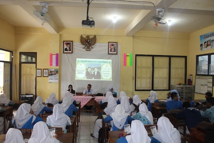 Sosialisasi dan Rekrutmen PT Jaya Perkasa Textile di SMK Muhammadiyah 1