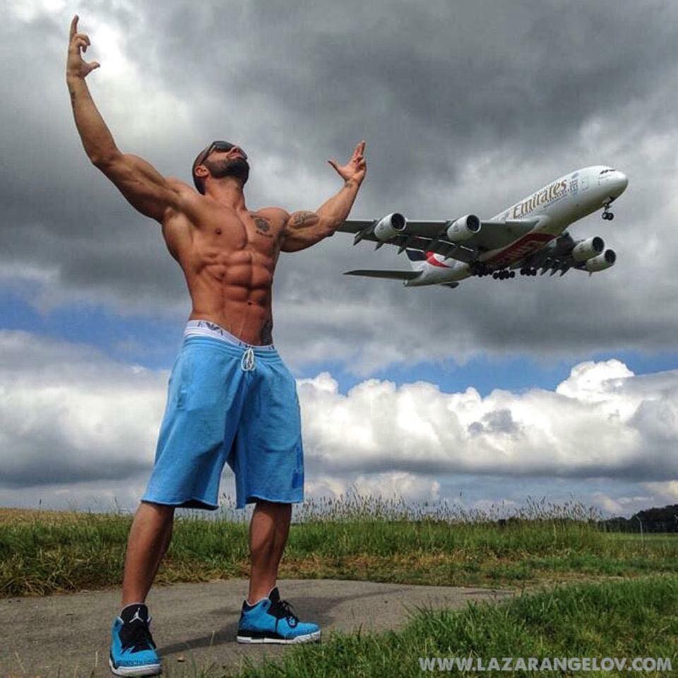 Lazar Angelov spread wings