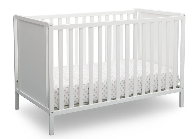 Delta Children Classic Sweet crib