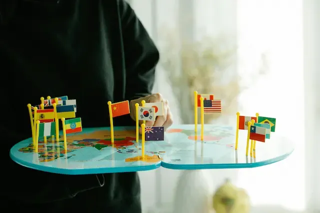 Mapa divido por idiomas o pais