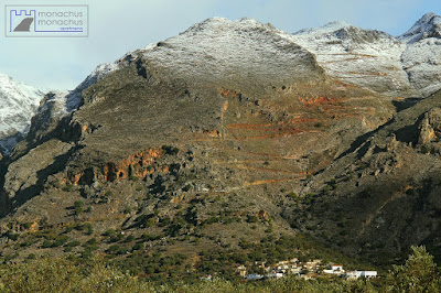 Closer look to Kallikratis' gorge, road on top of Kapsodasos village