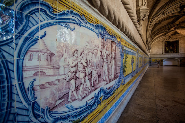 Azulejos, Sala Capitular, Monasterio de los Jerónimos :: Canon EOS5F MkIII | ISO1600 | Canon 17-40@17mm | f/4.0 | 1/40s