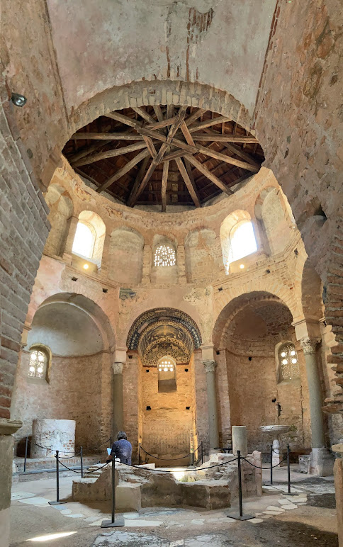 Albenga-Battistero-Paleocristiano