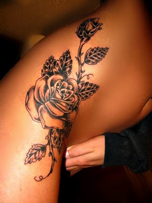 roses tattoos Posted by zuxxz at 1240 AM