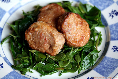 Filet mignon accompagné d’une bande de cousines sauvages