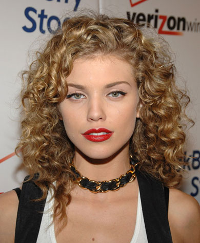 Long Curls Romance Hairstyles, Long Hairstyle 2013, Hairstyle 2013, Short Hairstyle 2013, Celebrity Long Romance Hairstyles 2013, Emo Romance Hairstyles, Curly Romance Hairstyles