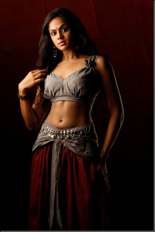 Actress Karthika Nair in Ravi Varma Movie Hot Stills