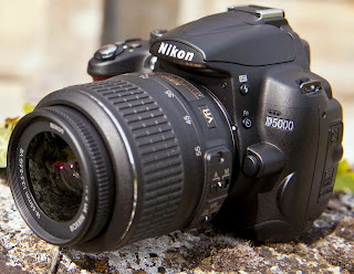 Nikon D5000 DSLR Bekas