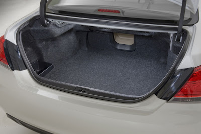 2011 Toyota Avalon Trunk View