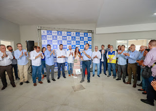 Deputado Hugo Leal na Creche F.Ermitage