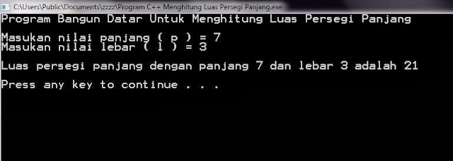 Output Program C++ Menghitung Luas Persegi Panjang