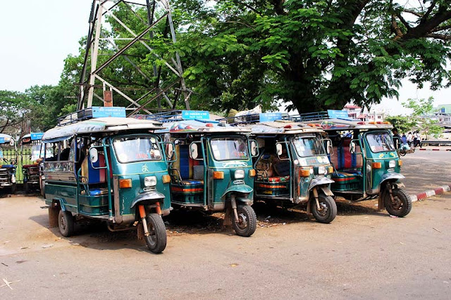 Tuk Tuk en Laos