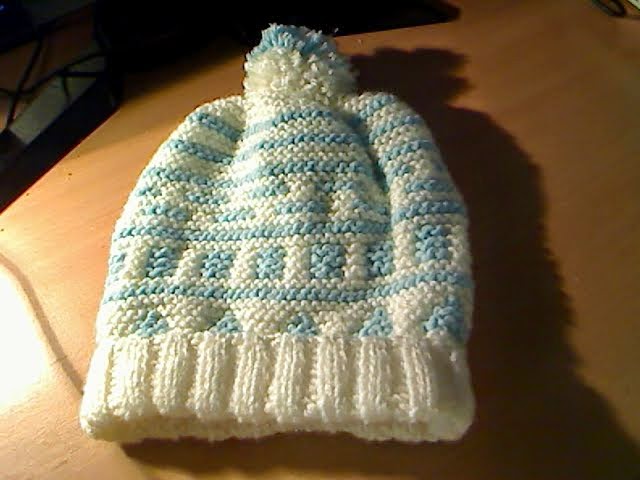 gorro azul e branco