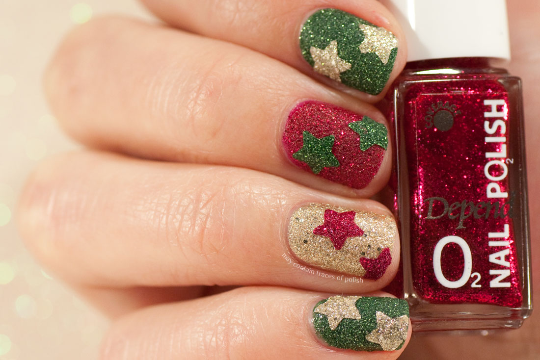 Mix'n'Match Christmas Nail Art Tutorial