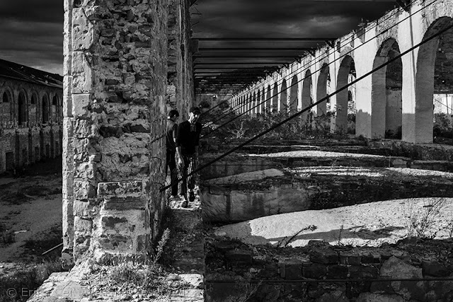 Silos Trieste migranti tetto