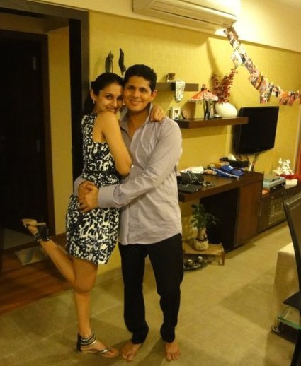 Television (TV) Actor Vishal Malhotra with his Wife Rashi Chopra Malhotra | Television (TV) Actor Vishal Malhotra Wife Rashi Chopra Malhotra Photos | Family Photos | Real-Life Photos