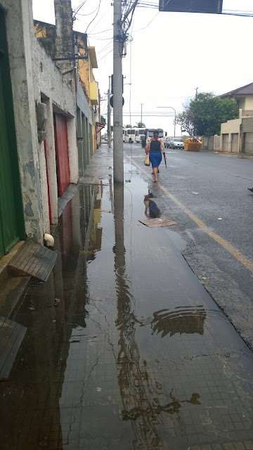 Até quando essa situação vai continuar  na rua Eurycles de Mattos?