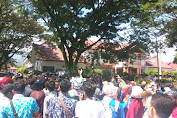 Bupati Tak Mau Bertemu, Ratusan Pendemo Mahasiswa UGL  Aceh Tenggara Terobos Pintu Yang di Jaga Satpol-PP