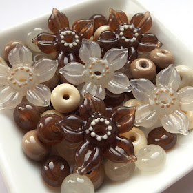 Lampwork glass beads made in Creation is Messy Ecru, Allspice and Toto