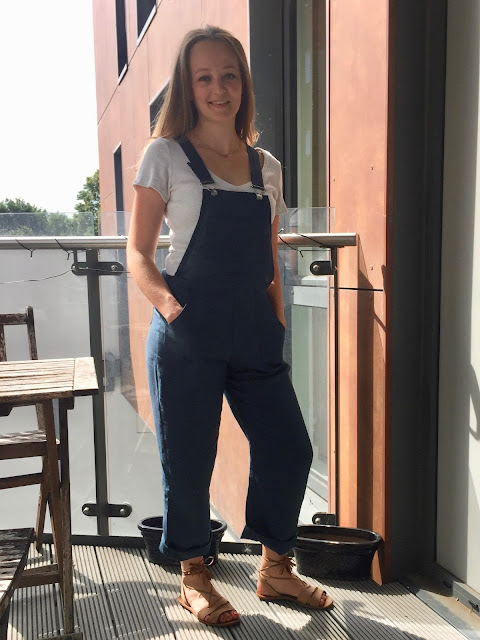 Diary of a Chain Stitcher: Pauline Alice Turia Dungarees in Teal Linen from The Fabric Store