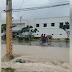 Inundaciones motivan suspensión de docencia en algunas escuelas y trastornan actividades cotidianas