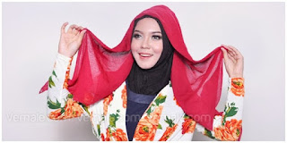  Hijab Tutorial : Cantik Mewah Berkerudung Merah 2