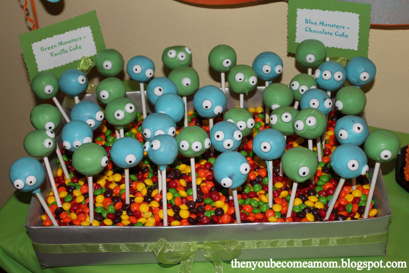 how to make cake pops with a cake pop maker me exactly what to do and how to do it