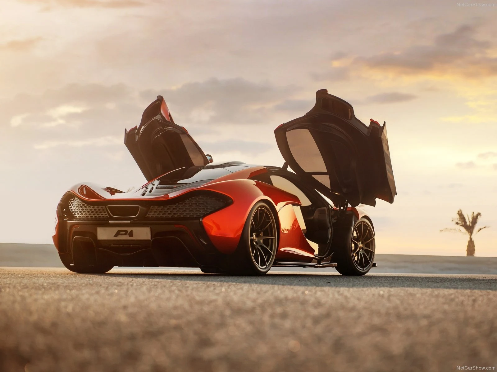 Hình ảnh siêu xe McLaren P1 Concept 2012 & nội ngoại thất