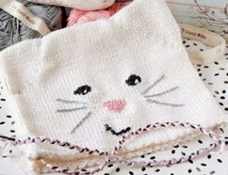 http://translate.googleusercontent.com/translate_c?depth=1&hl=es&rurl=translate.google.es&sl=auto&tl=es&u=http://www.sweetlivingmagazine.co.nz/knit-a-cat-hat/&usg=ALkJrhhZvR_KQznEzbWrM3yPUs0qumVtMQ