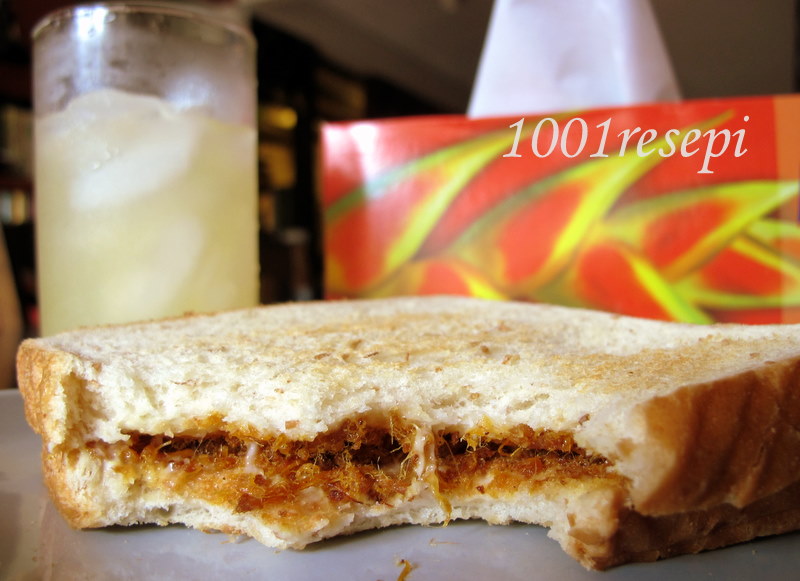 Koleksi 1001 Resepi: masala chai, sambal ikan, roti serunding