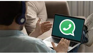 What's the new WhatsApp interface update?