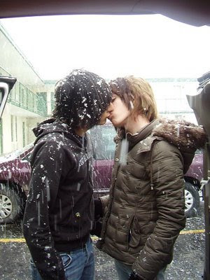 emo boys kissing emo boys. emo boys kissing on bed