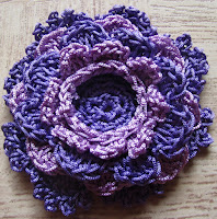 Sweet Nothings Crochet free crochet pattern blog ; photo of the Rose shaped tea light holder