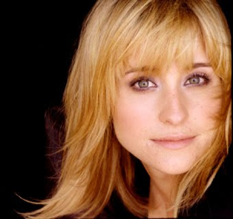 Allison Mack photo