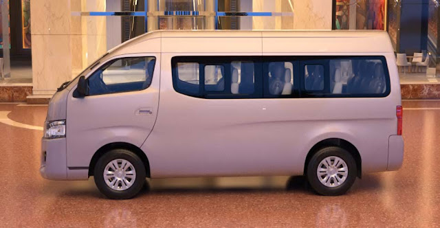 Minibus Nissan NV350 Urvan 2015