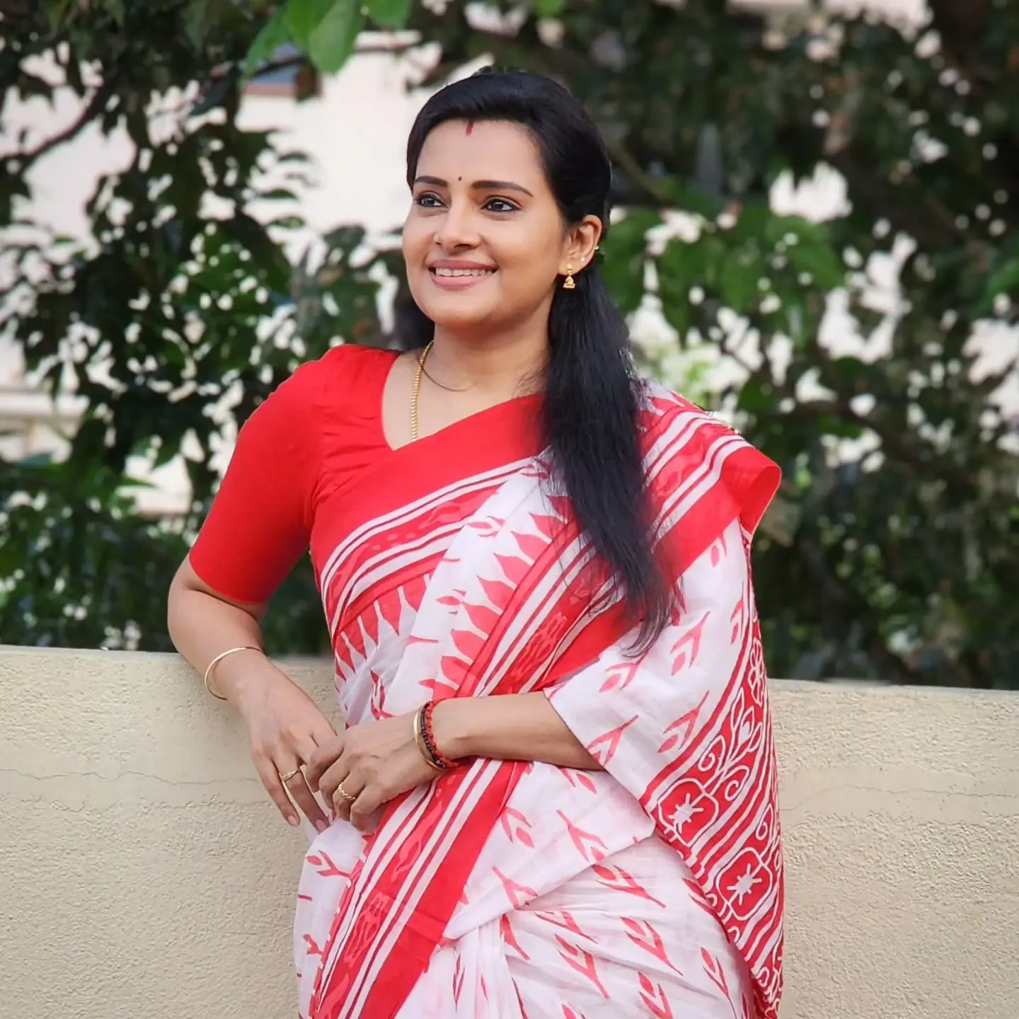 Sruthi Raj’s Gorgeous Saree Looks: Elegance Meets Style