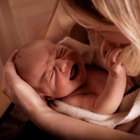Tanda-Tanda Bayi Kurang Sehat Atau Sakit