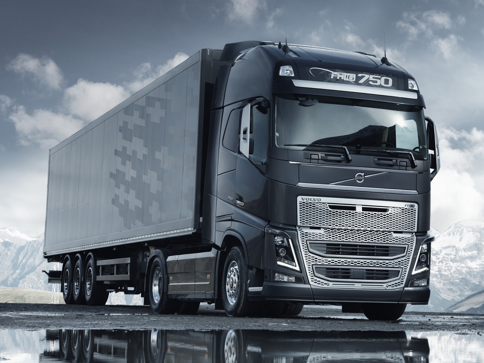 With its new Volvo FH series, Volvo Trucks is pushingthe envelope for ...